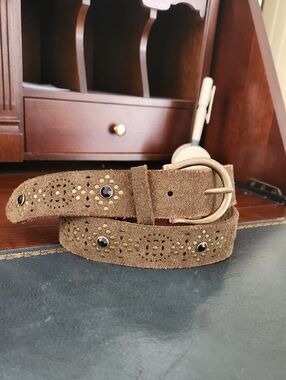 Lucky Brand NWT Brown Suede Studded Belt with Round Buckle